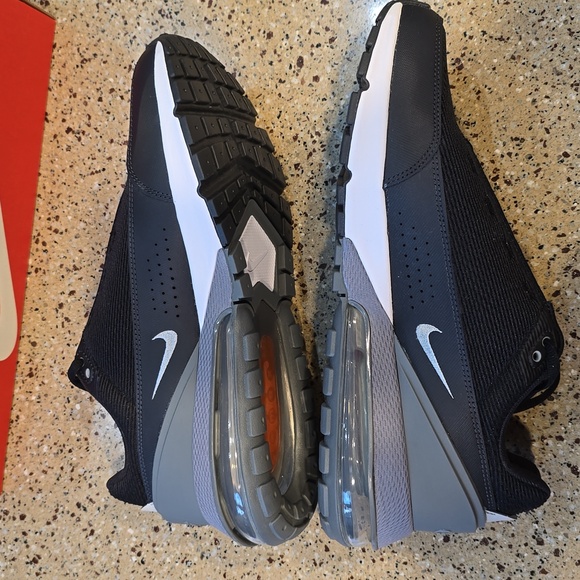 Nike Air Max Pulse - Picture 6 of 10